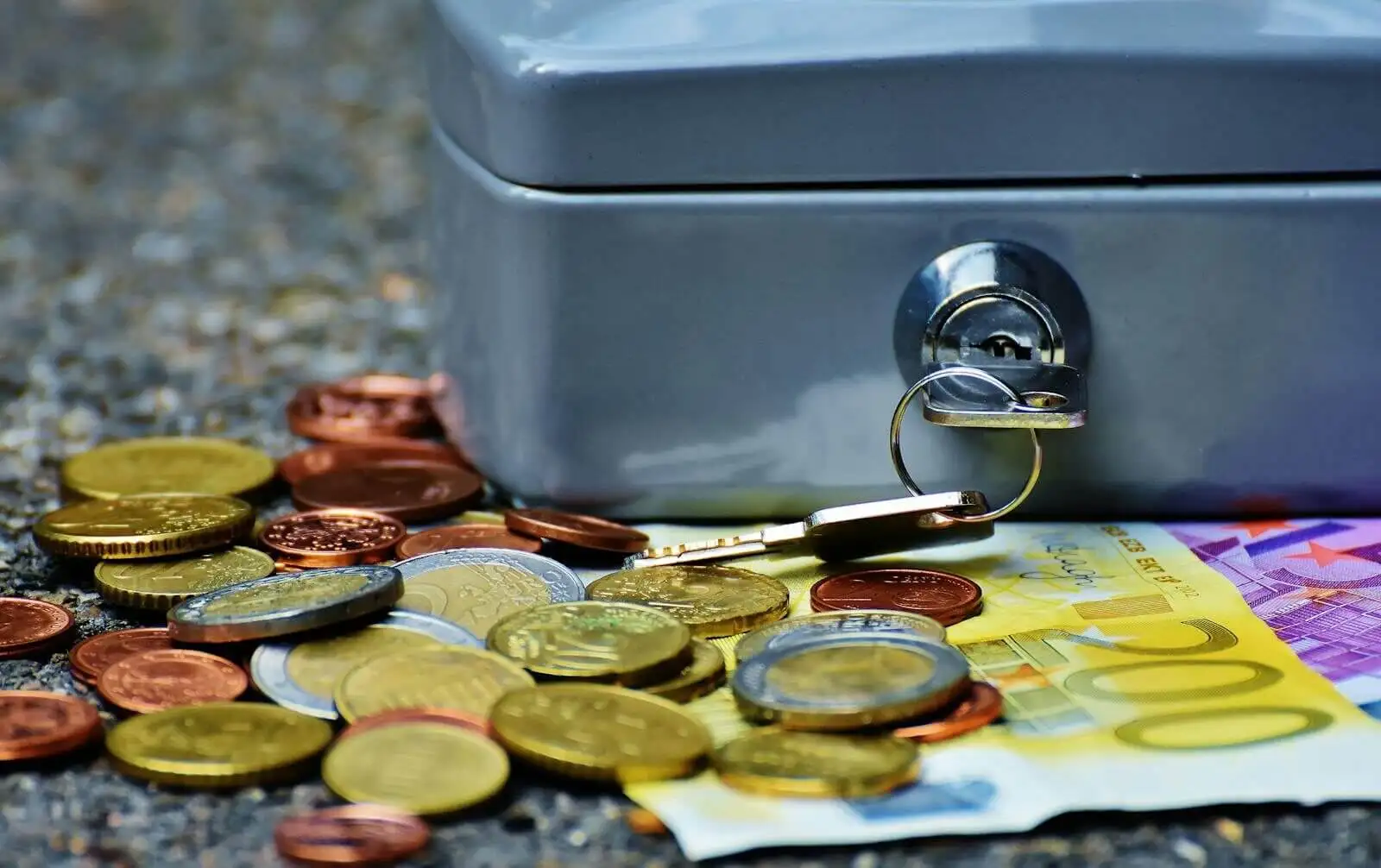 Prämiensparverträge: Was die Sparkasse Ihnen noch schuldet - und warum die Zeit drängt